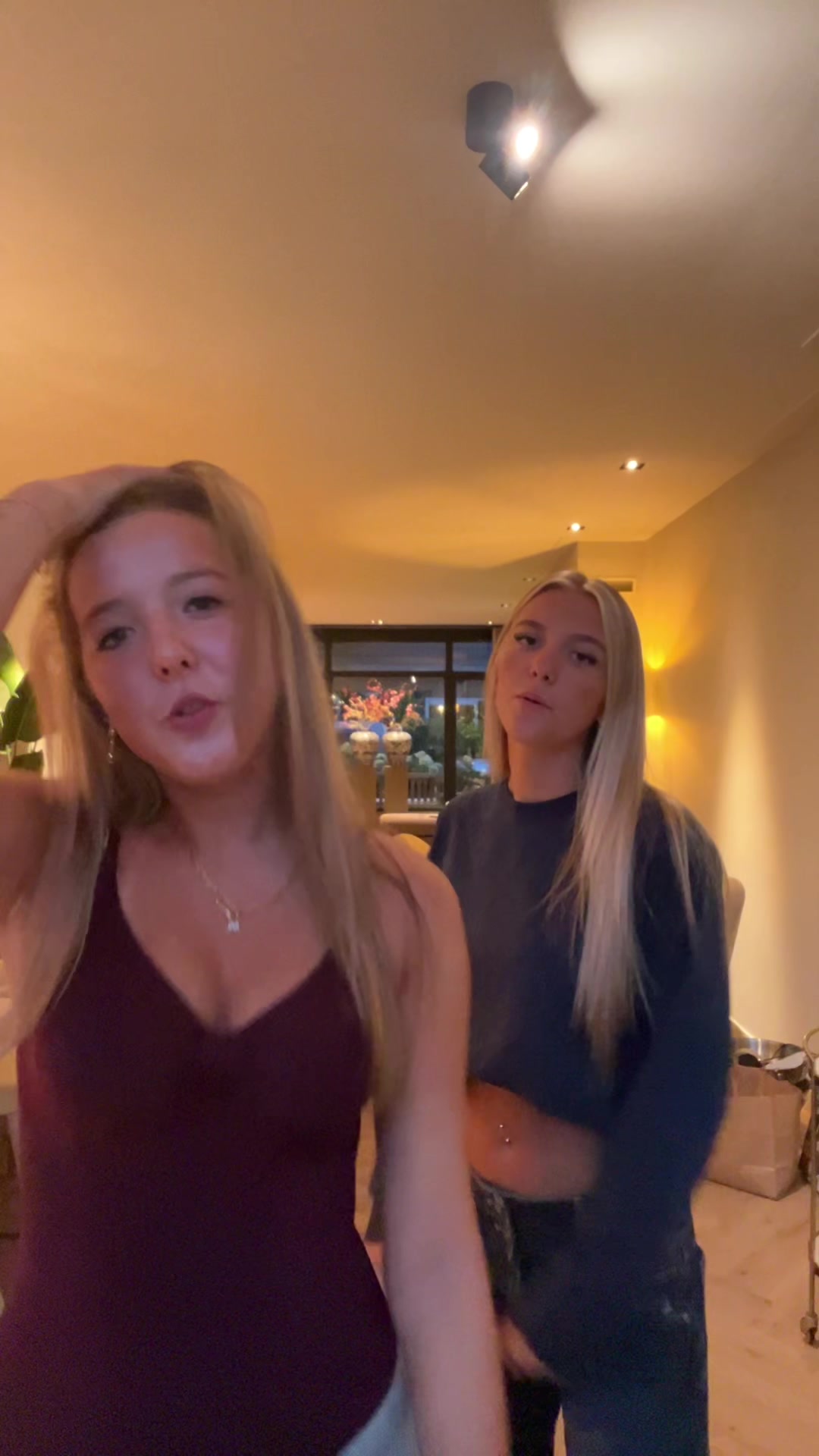 @LIV