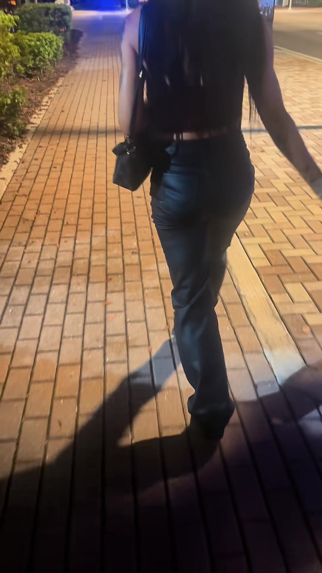 @D