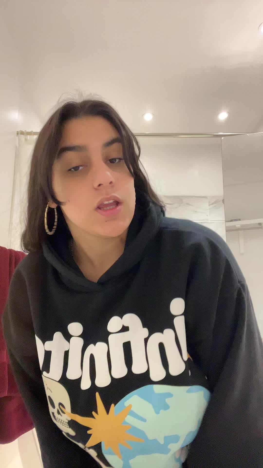 @Julie_In_Motion