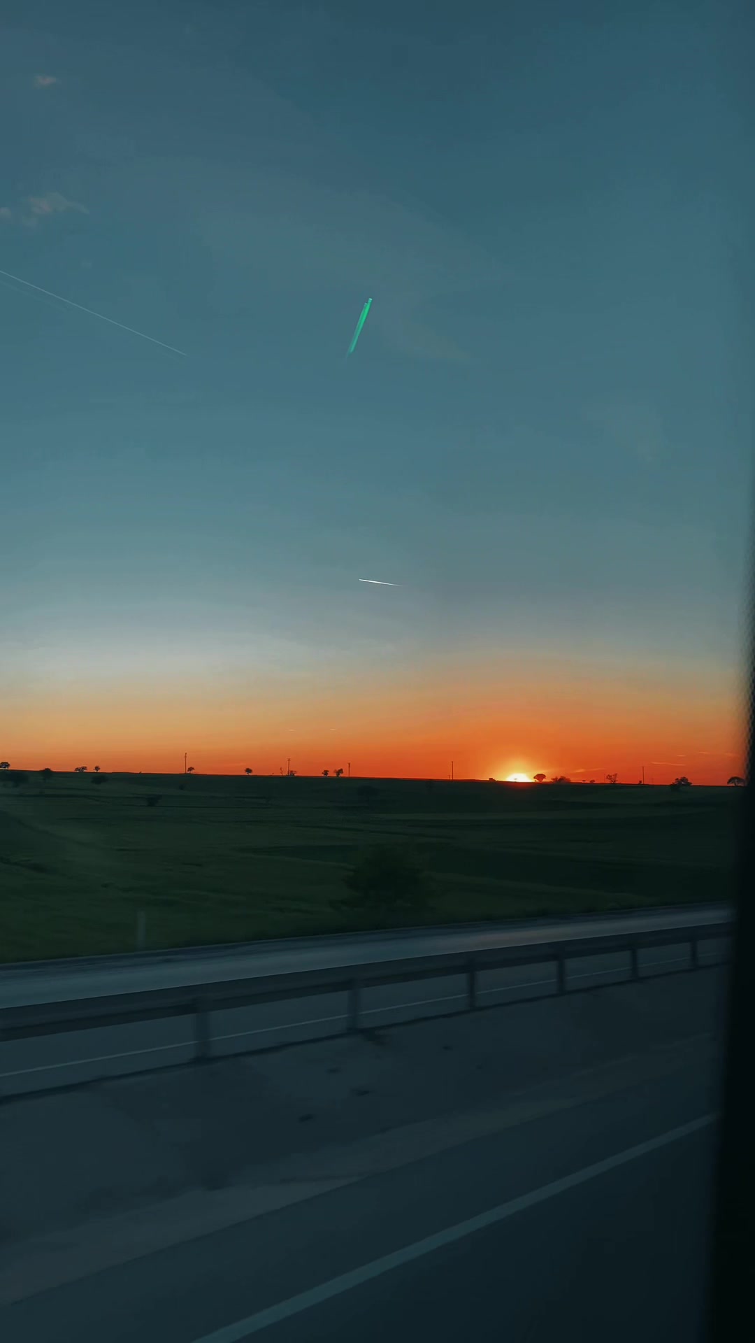 @☀️