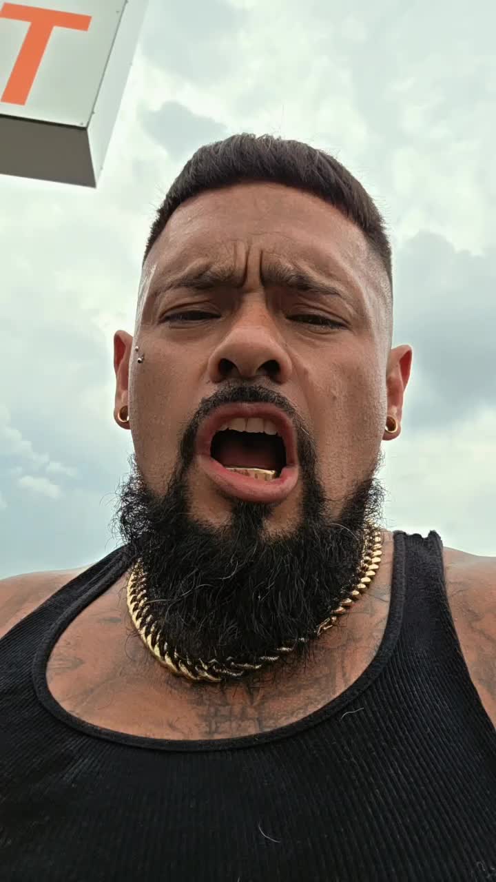 @LOUIEVSXXII