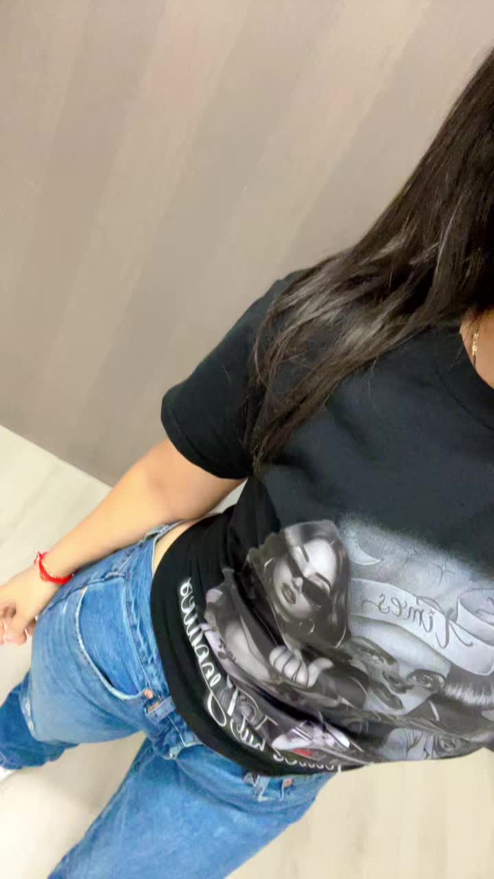 @Erika 🍁Larios 🥀