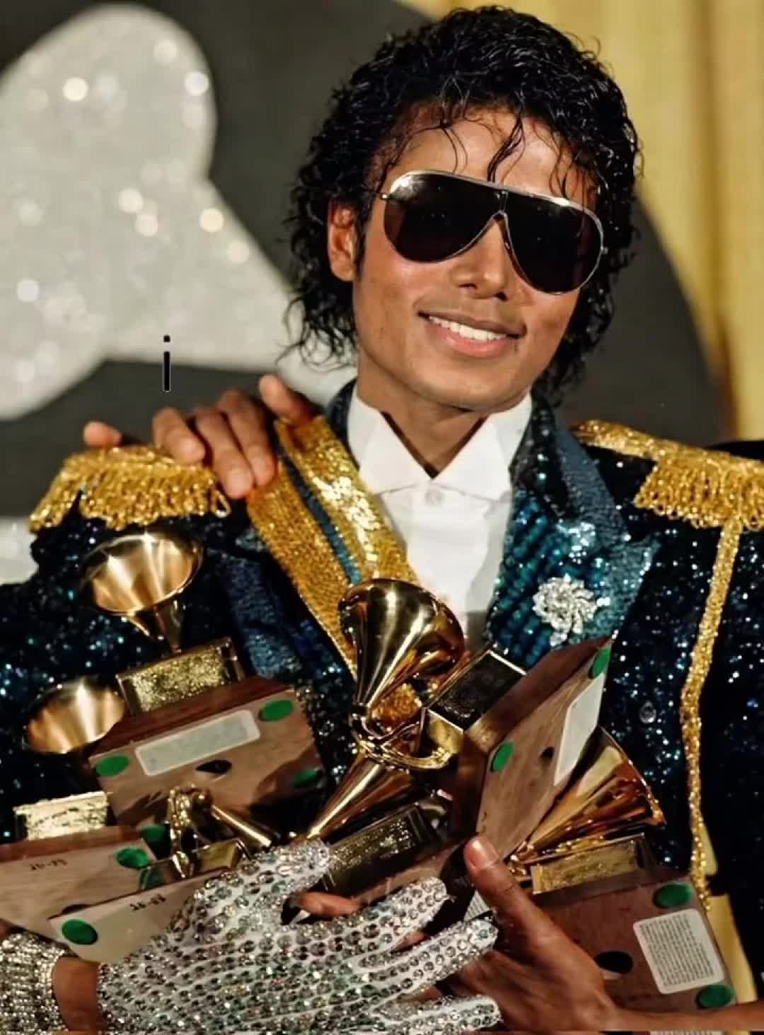 @JacksonYoncé
