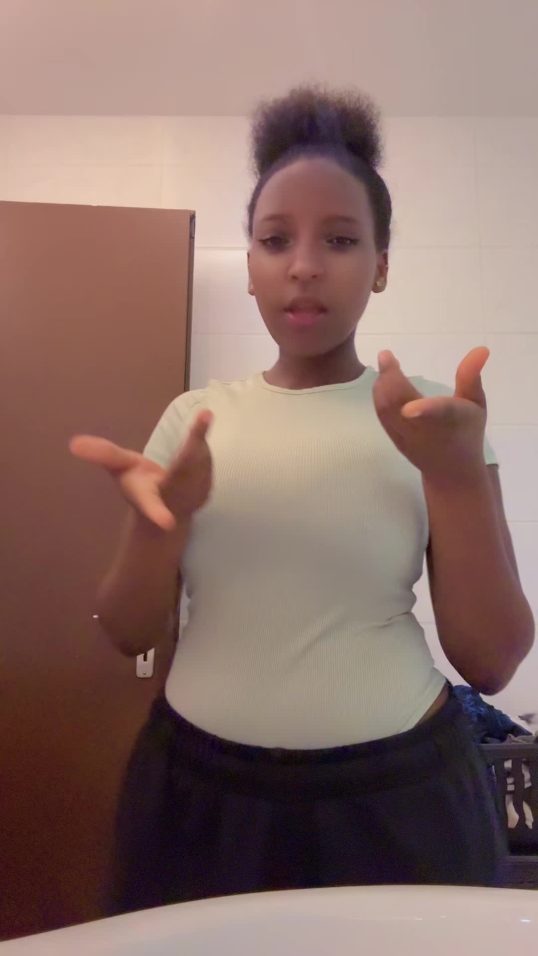 @caro🧚🏾♀️