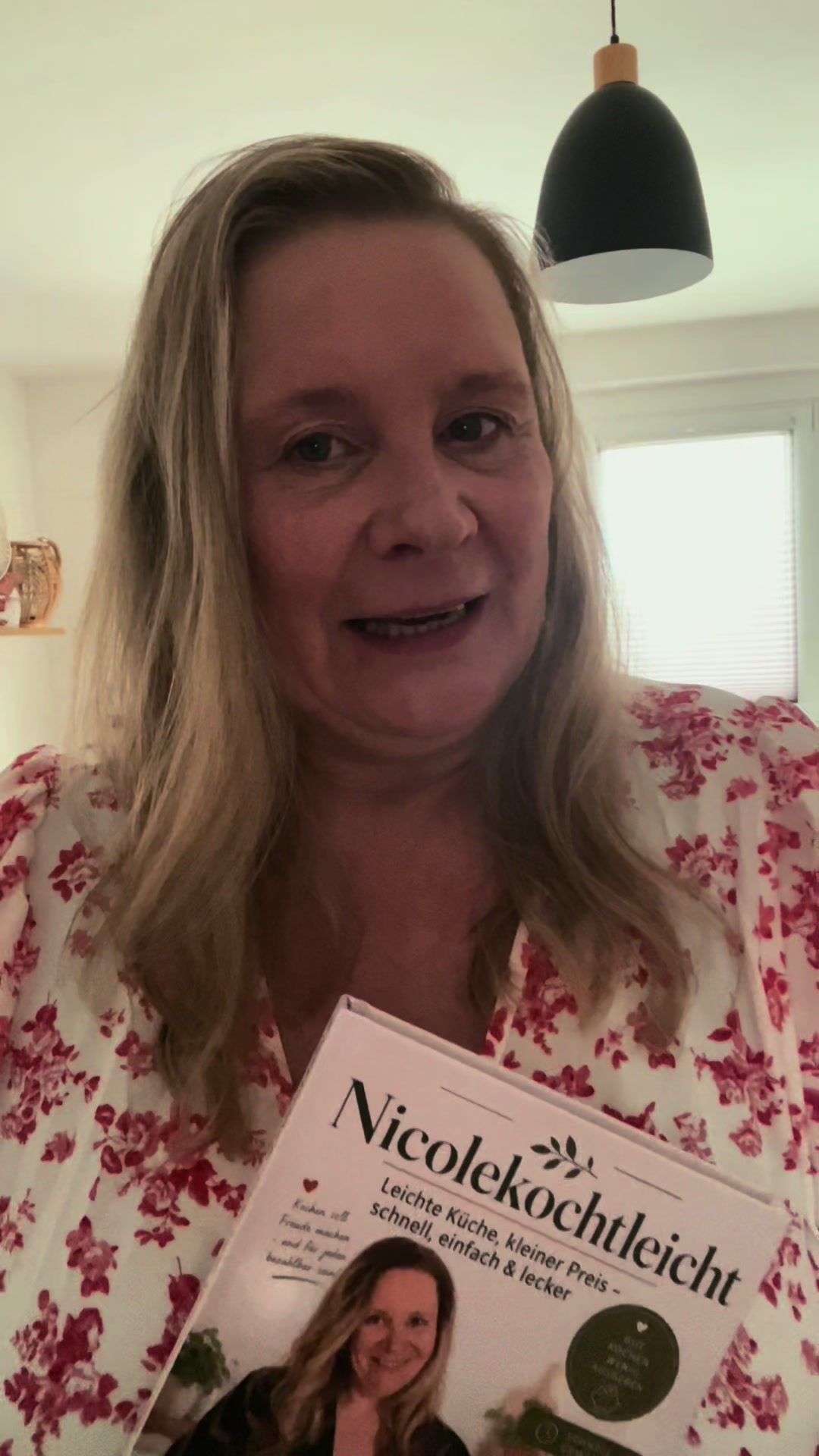 @Nicolekochtleicht