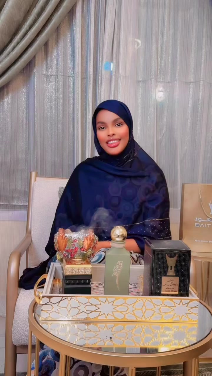 @Fadumo Riyaad