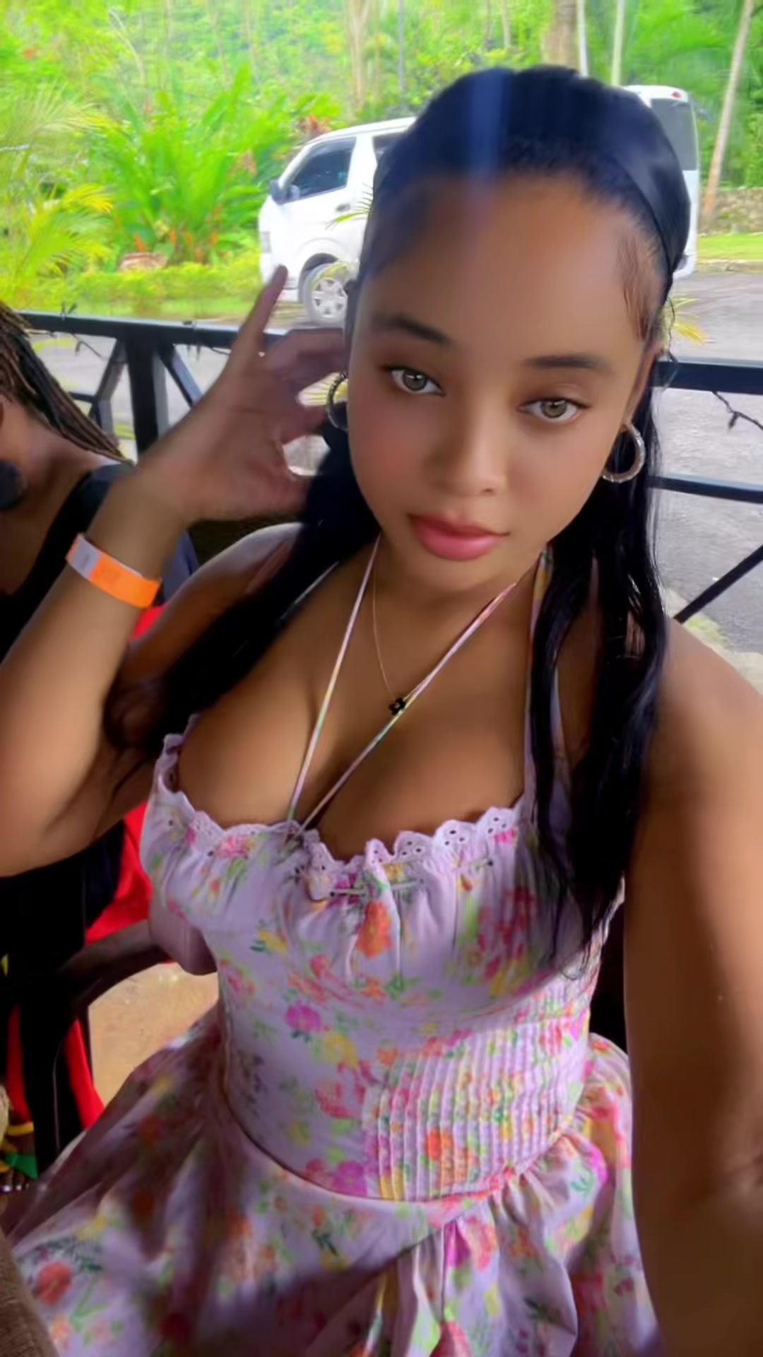 @Janeek