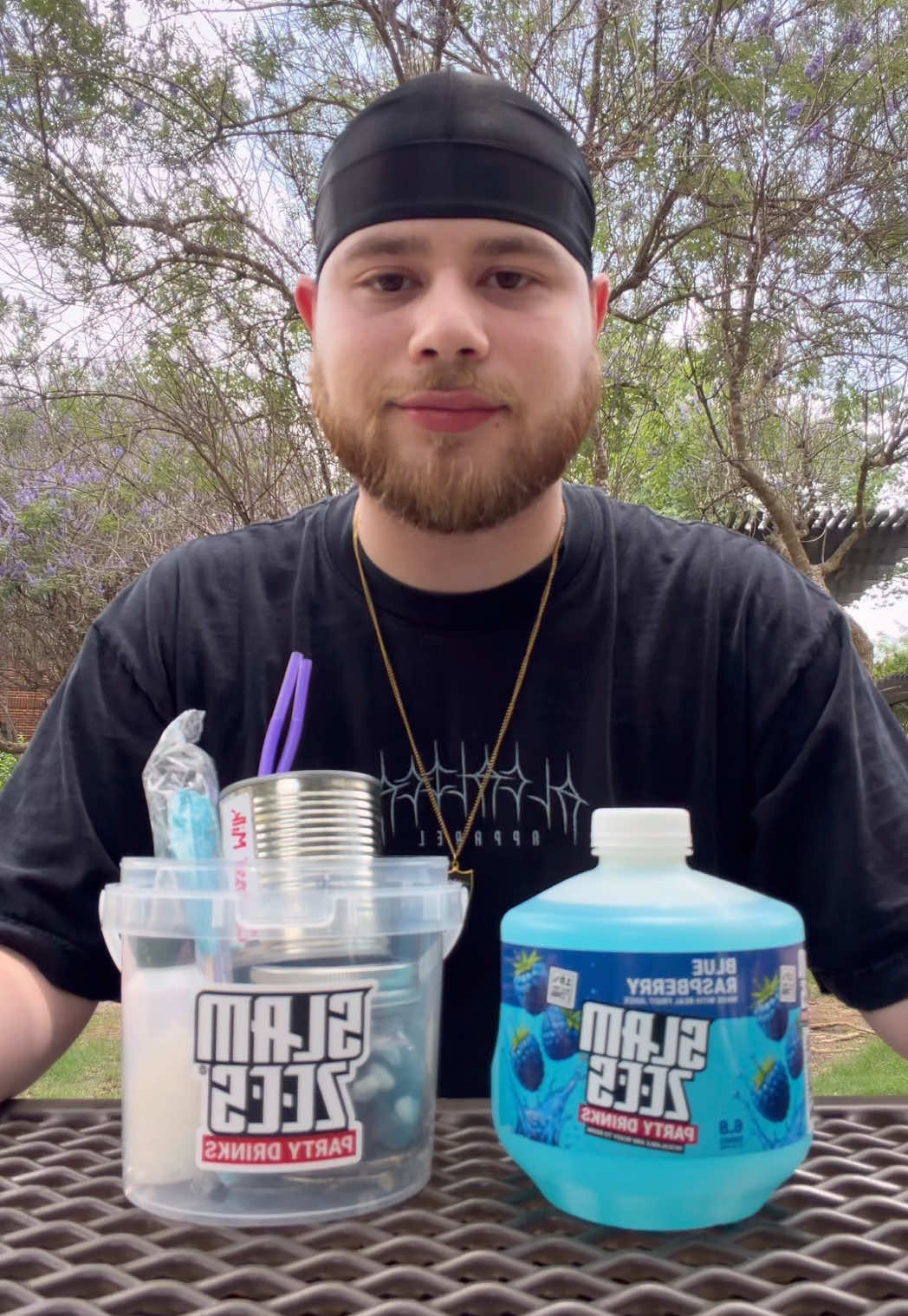 @izzydrinks🍻