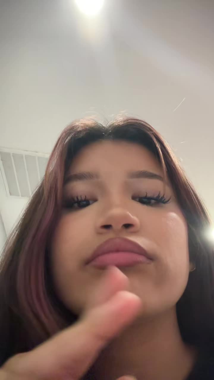@Samantha’s spam account