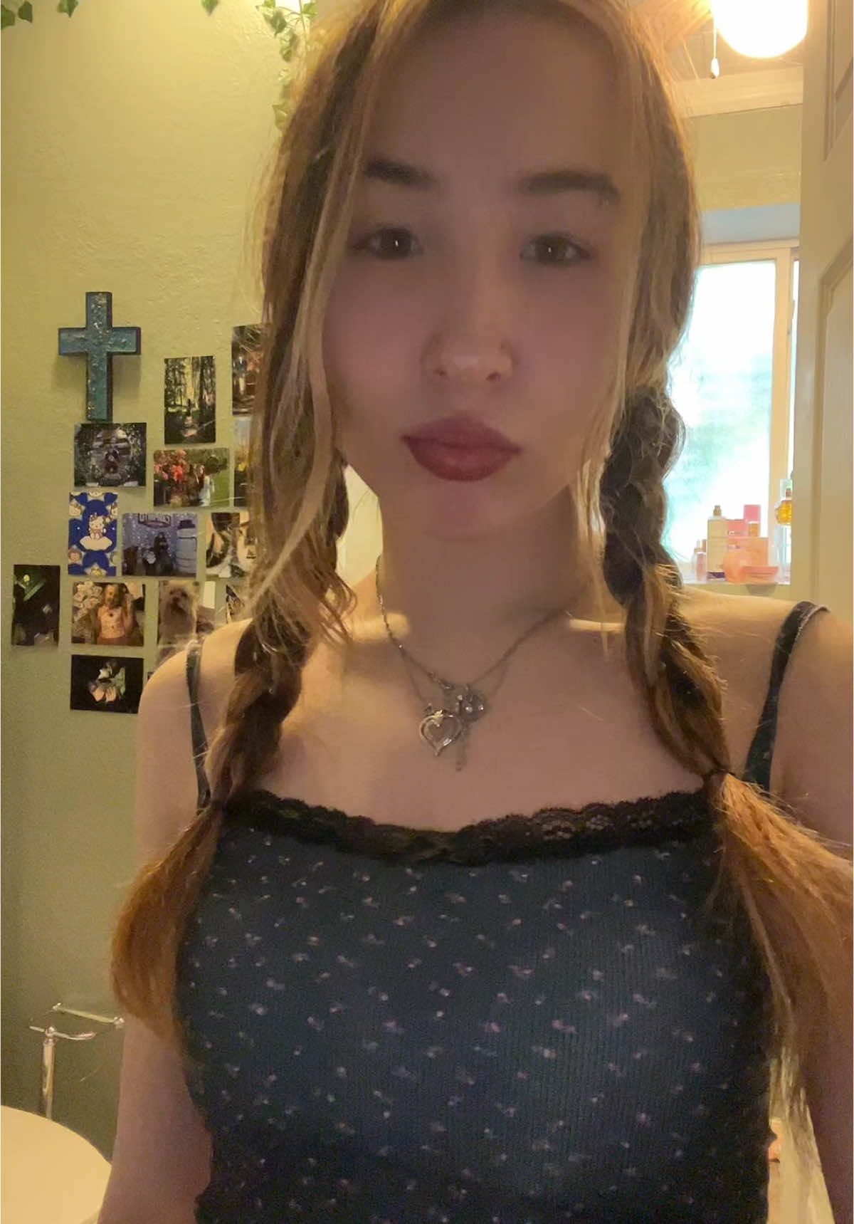@hellookiko