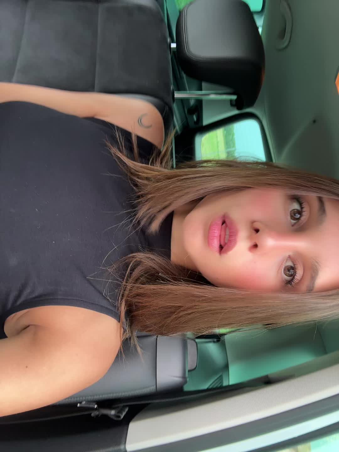 @giuliacollauzzo