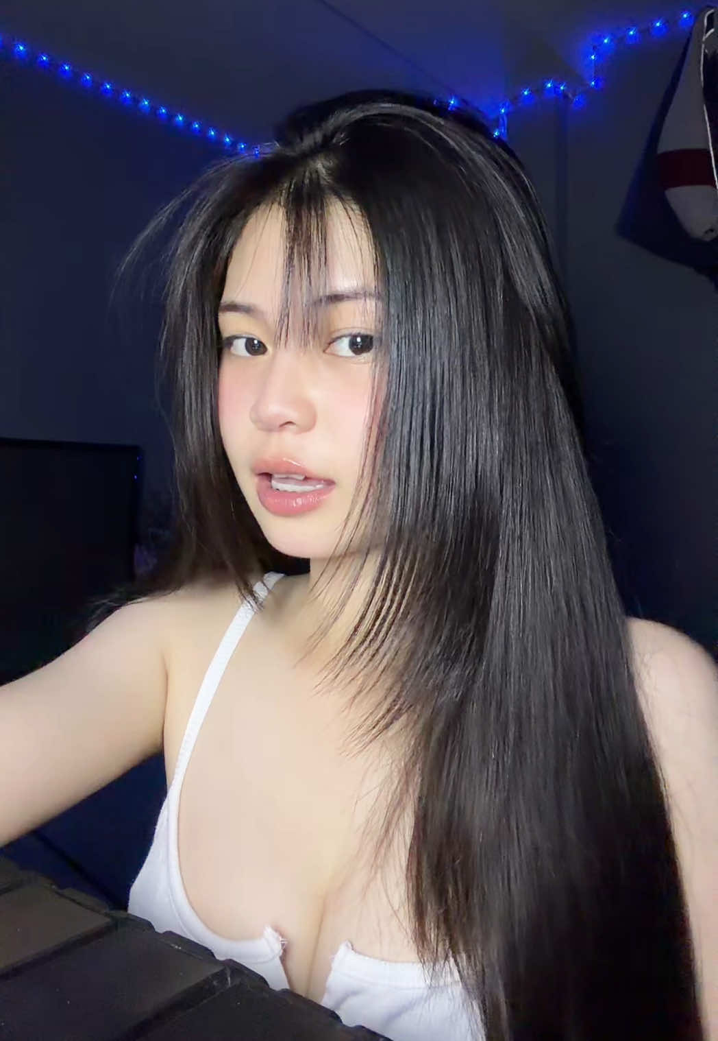 @อ้าม