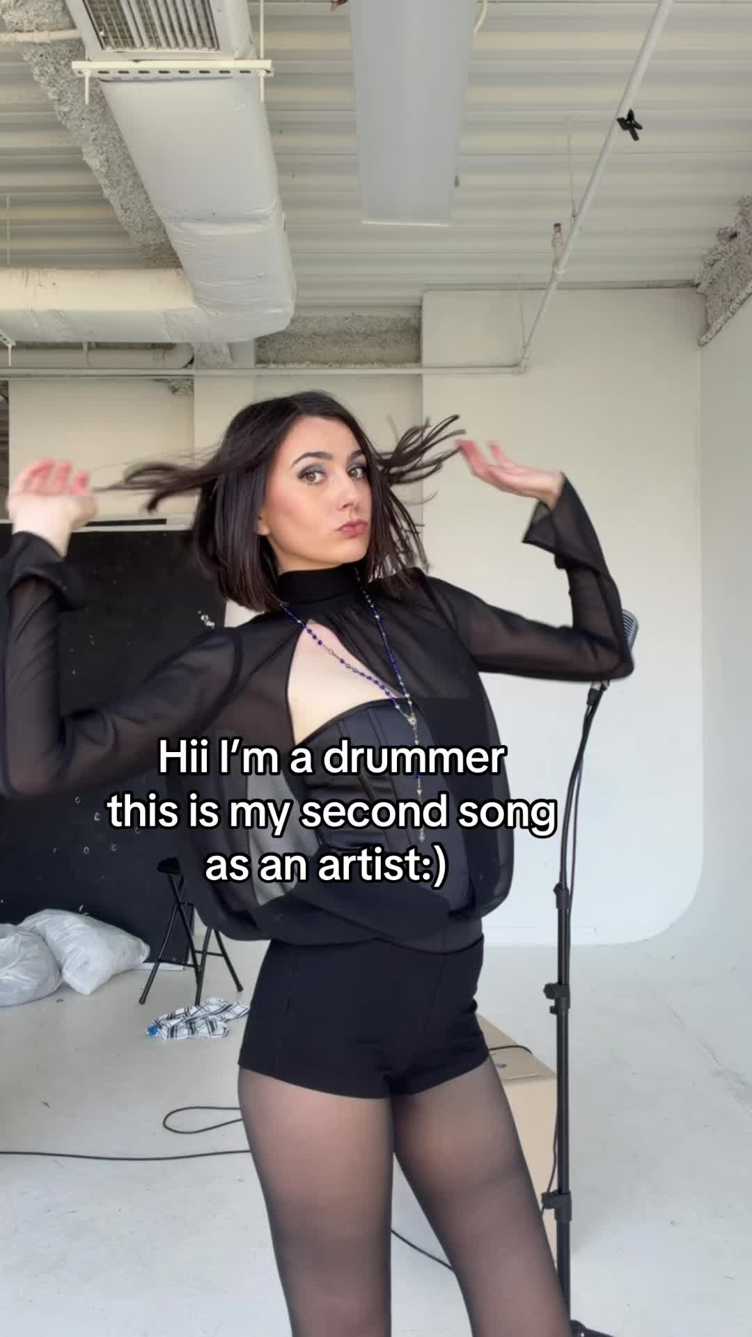 @Laura June🥁