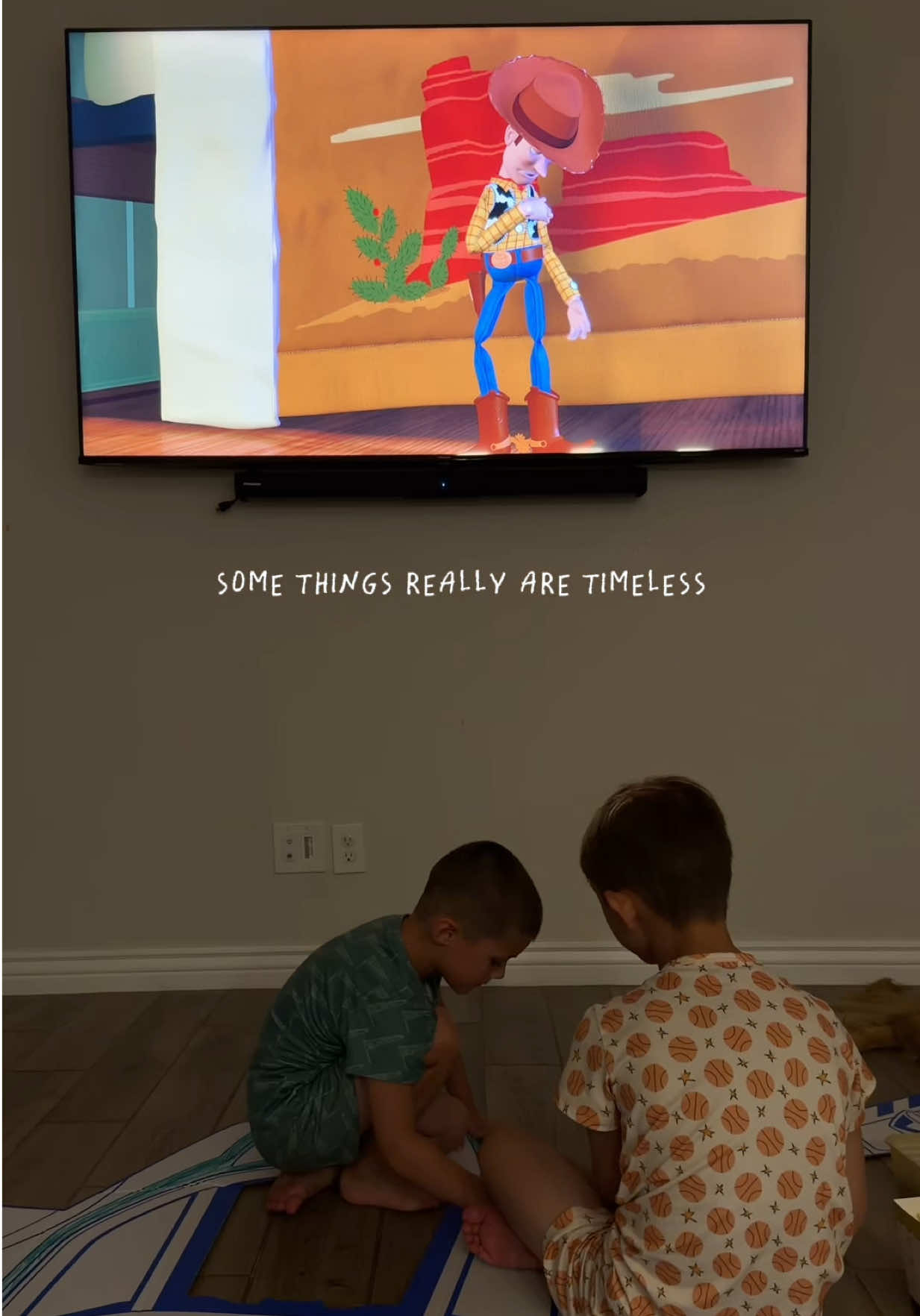 @Hales | boy mom | Teacher