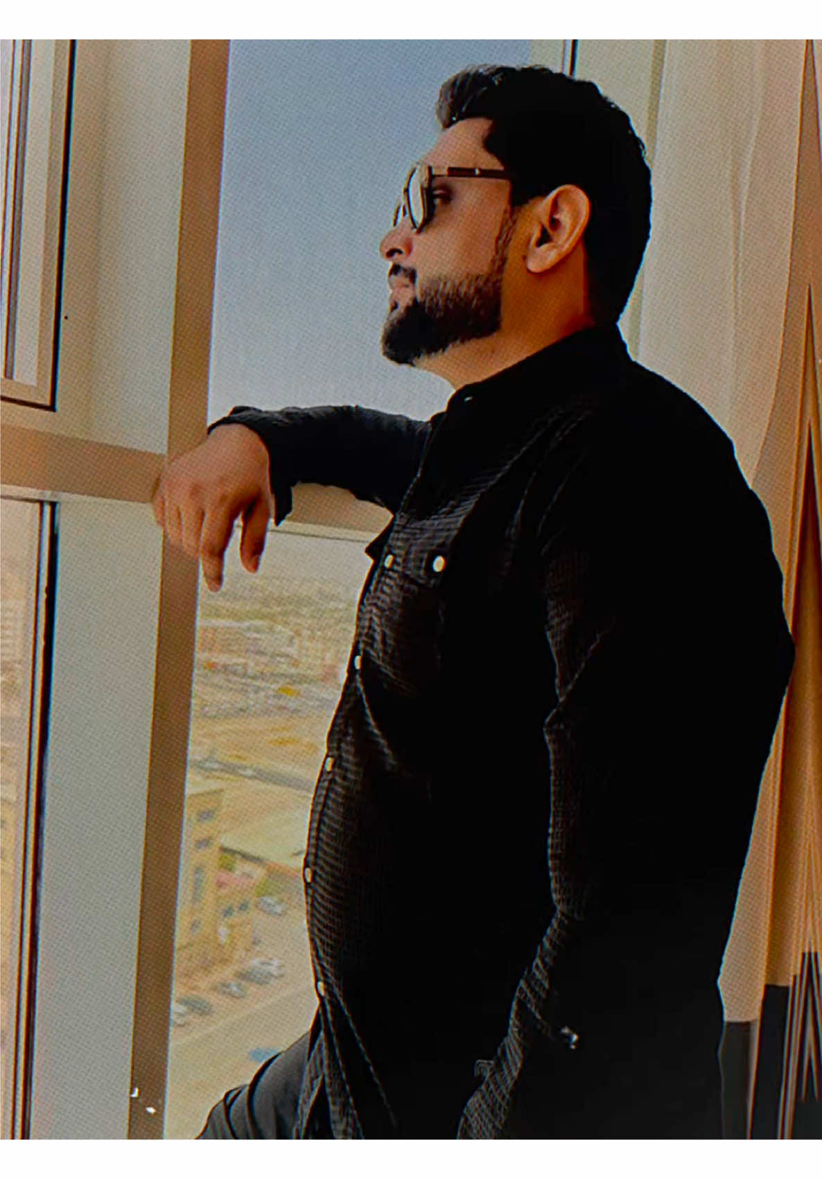 @𝐙𝐄𝐄𝐒𝐇𝐀𝐍 ᴏꜰꜰɪᴄɪᴀʟ⁰²🍁🎖️