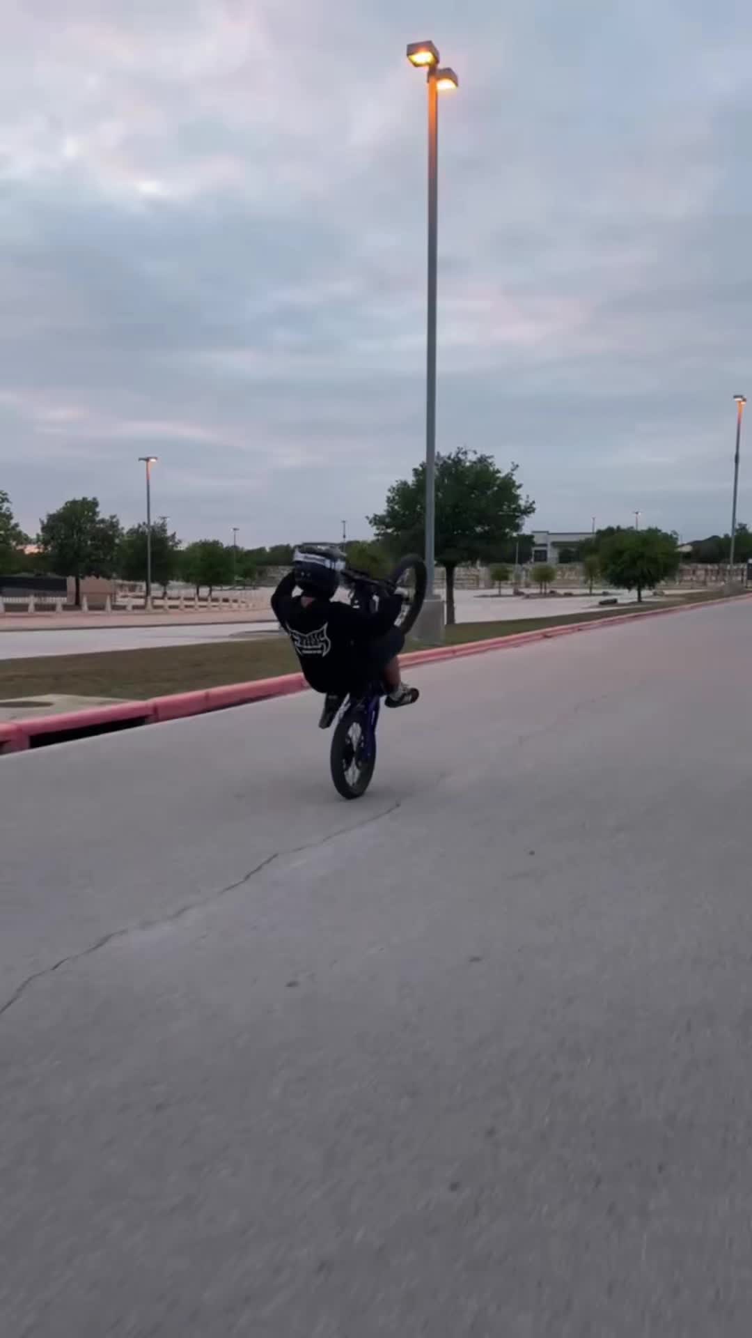 @XXX_GAV1N