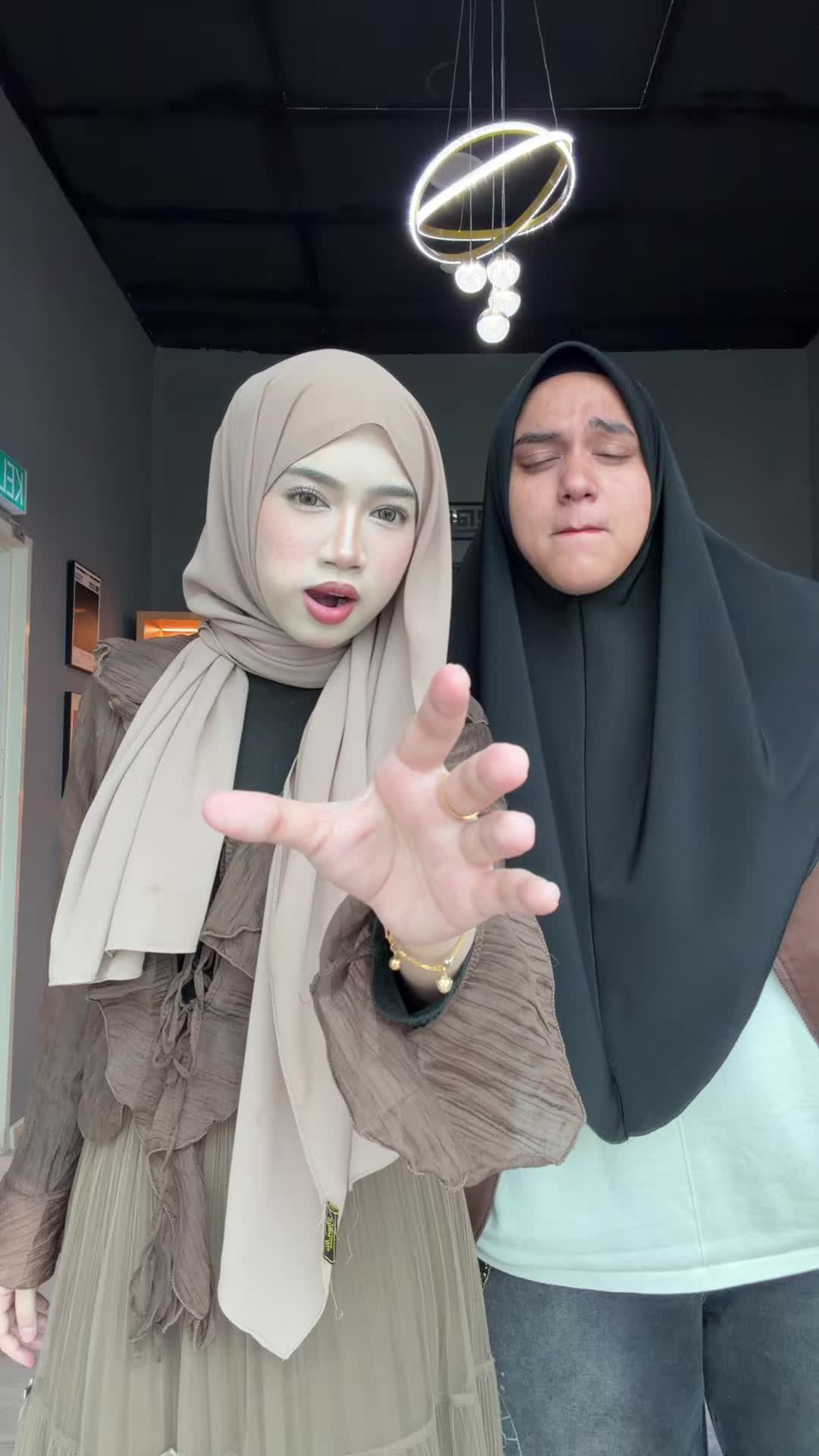 @harszanlagi🕸️