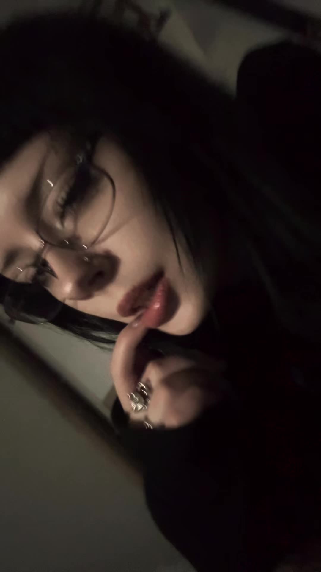 @⛧
