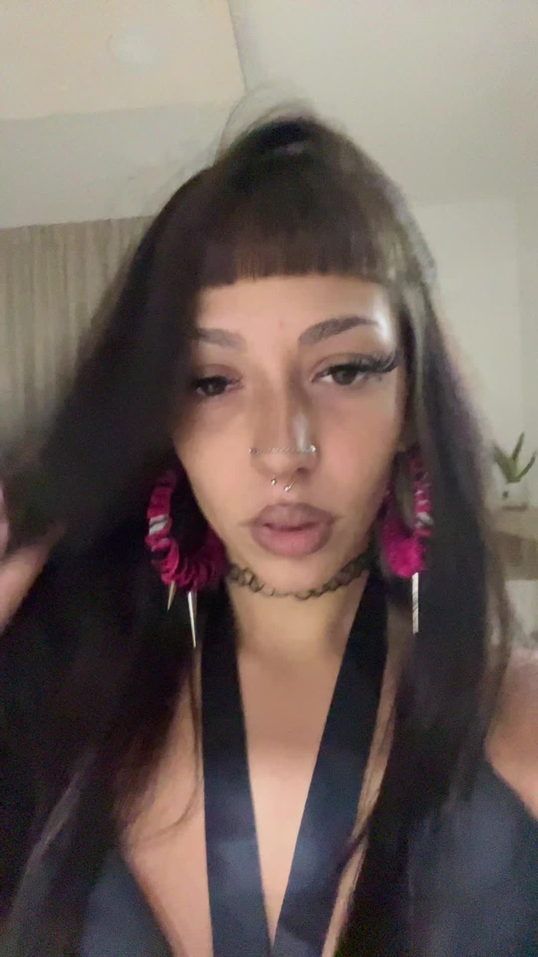@lucertolona