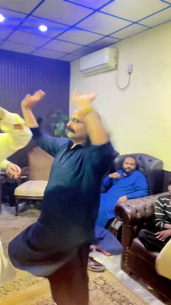 @🦁❥// بھٹی 𝑲𝒊𝒏𝒈 \&hearts;👑
