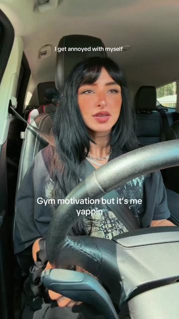 @LyssaLeedleLee