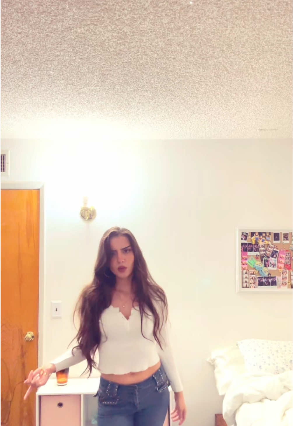 @𝒞🦢