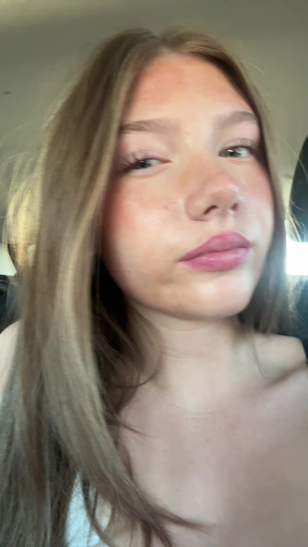 @glitterbloomgoblin