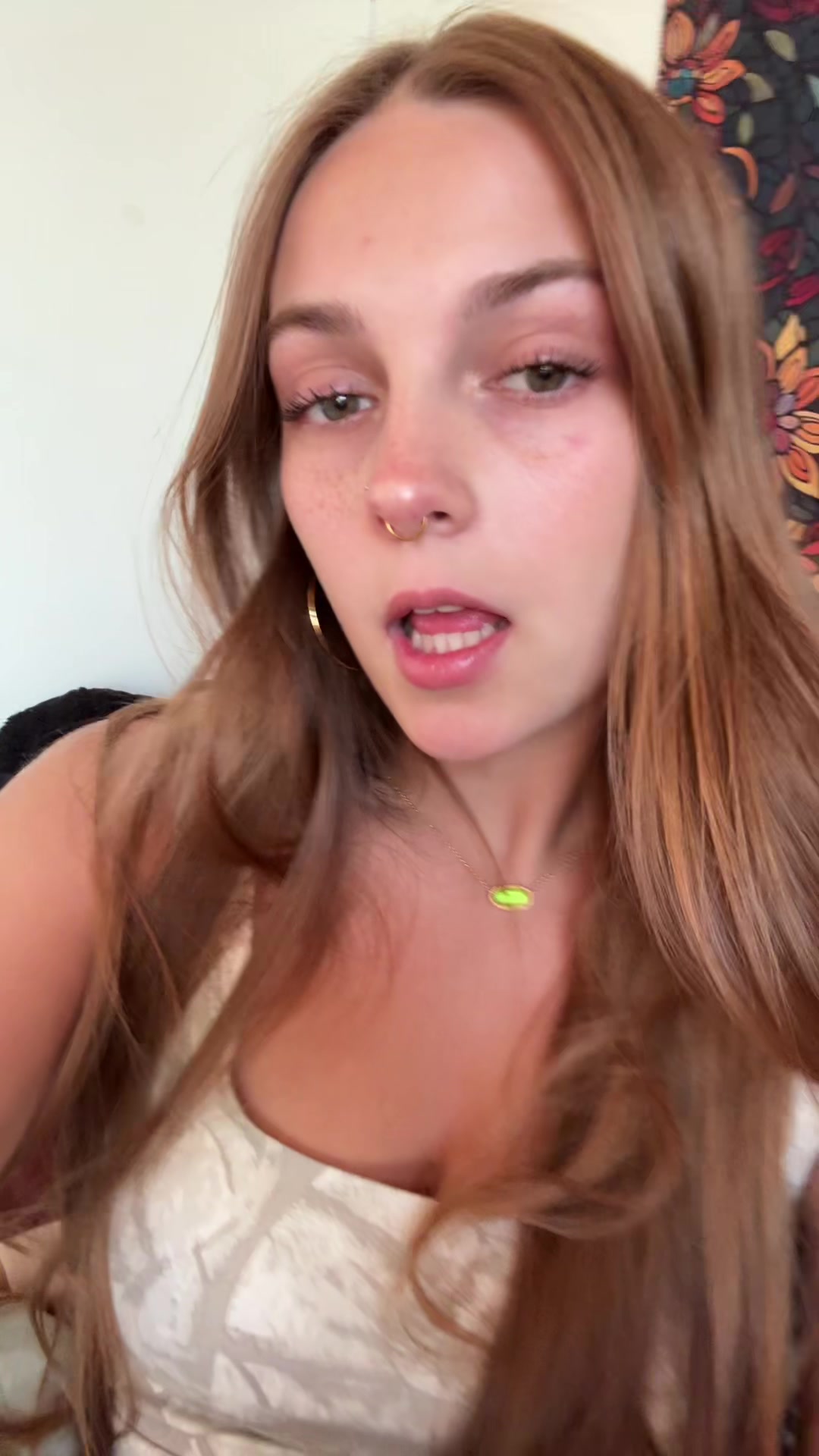 @🤫 mia