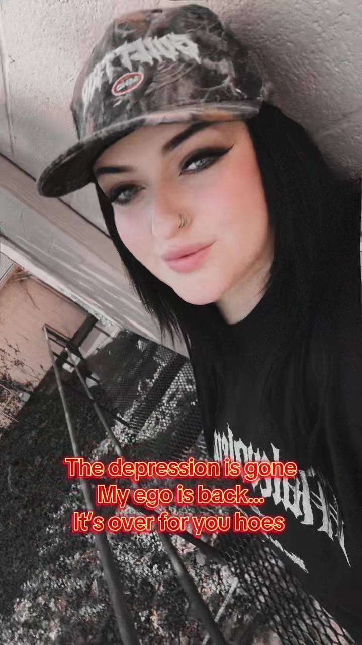 @Gothicccccc