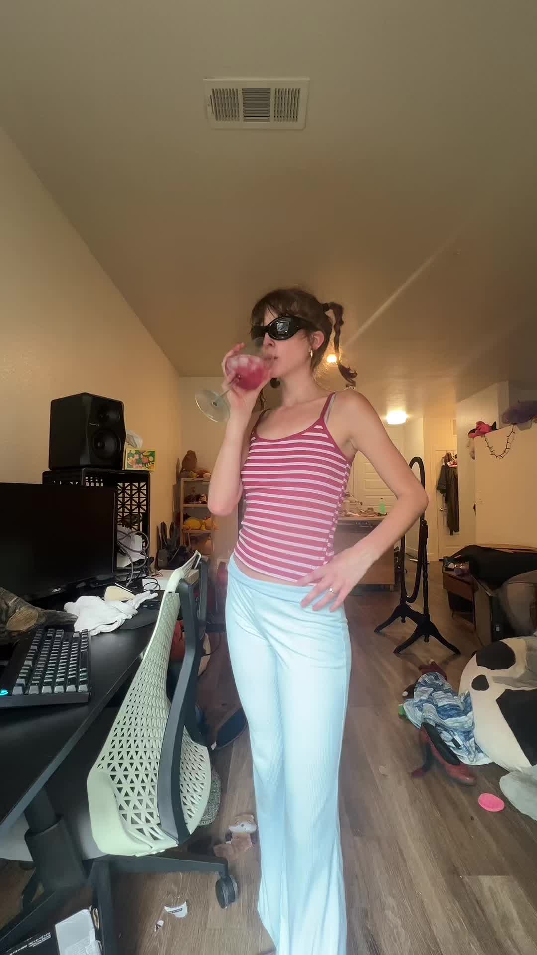 @ponyowantsham