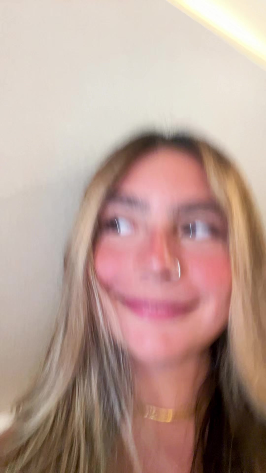 @laragallozio