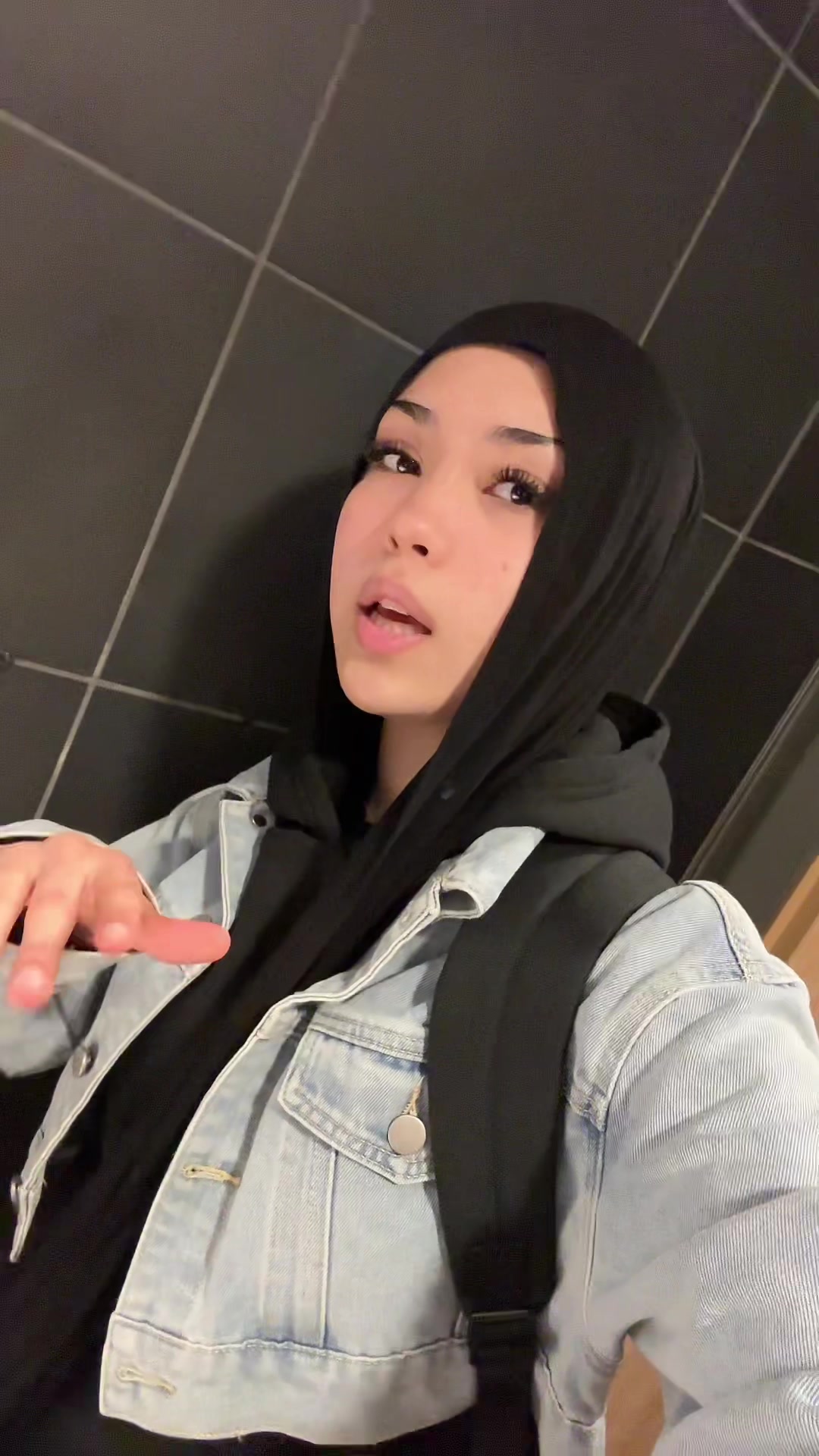 @Lida
