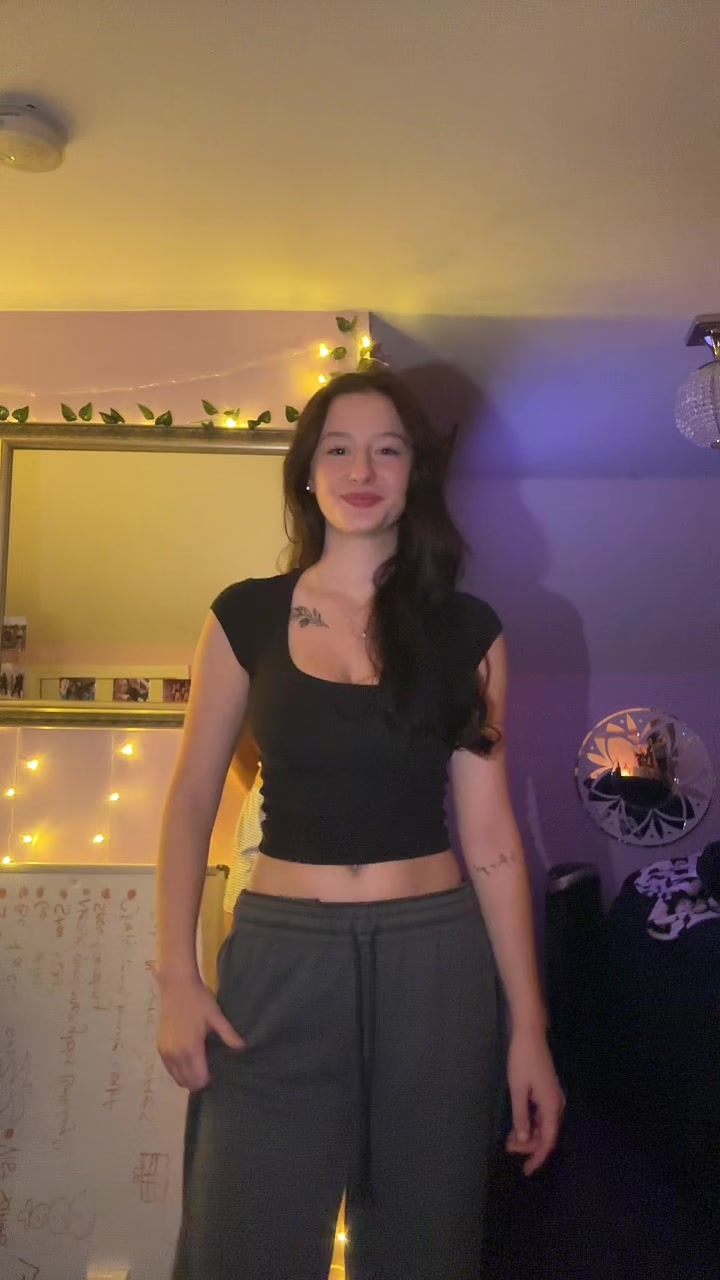 @Annessa