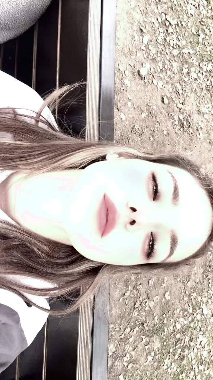 @Lykmeli_🦋