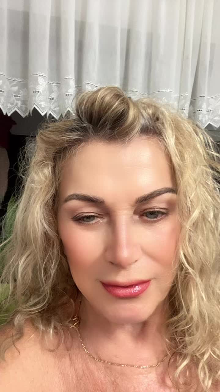 @Antonia Rosa677💐💐💐