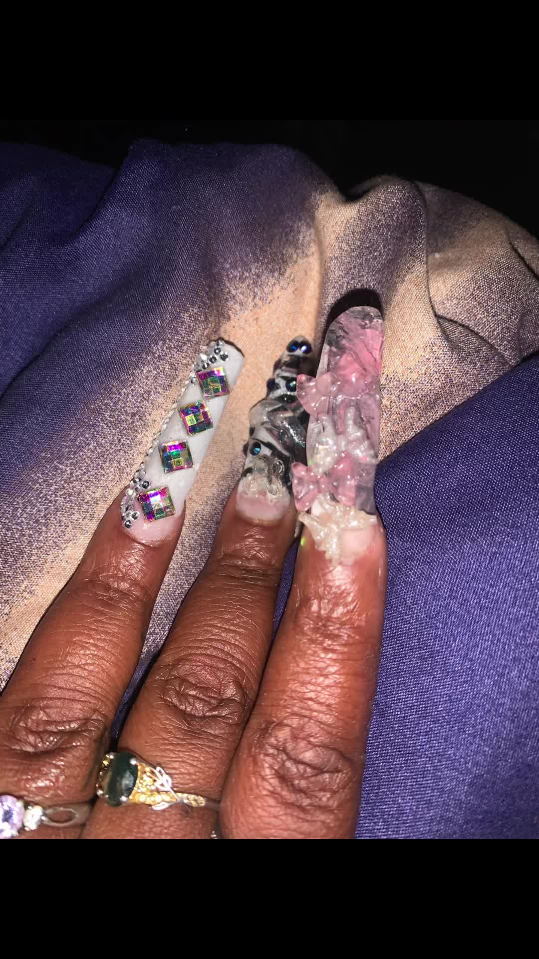 @JUICYYYTOYA