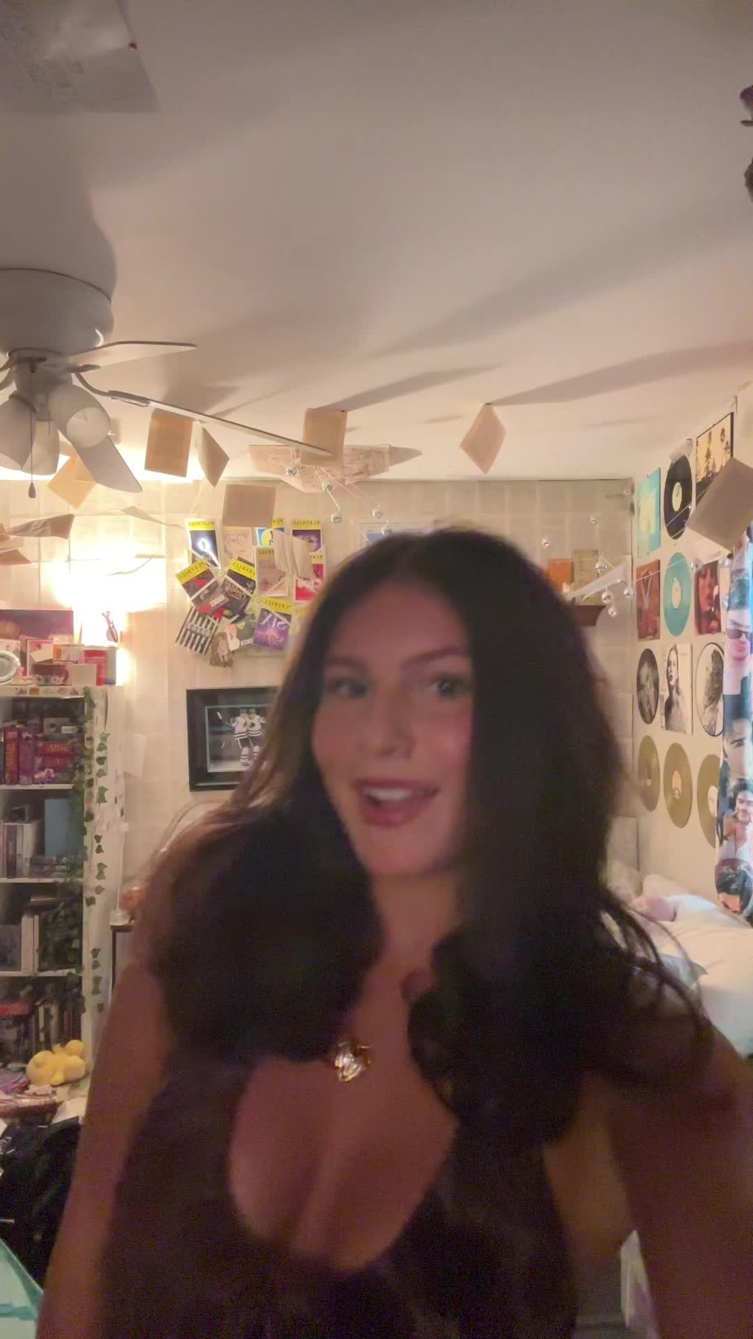 @Sophia