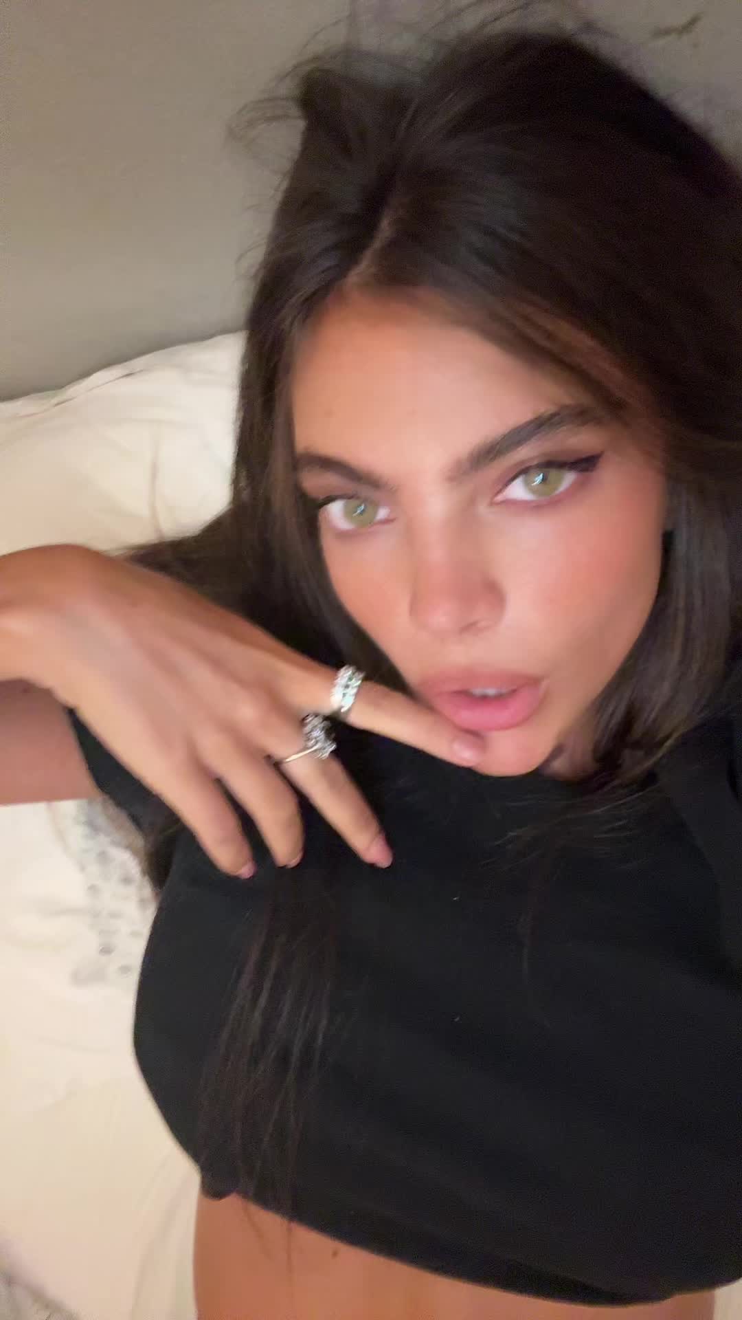 @Iambibbi