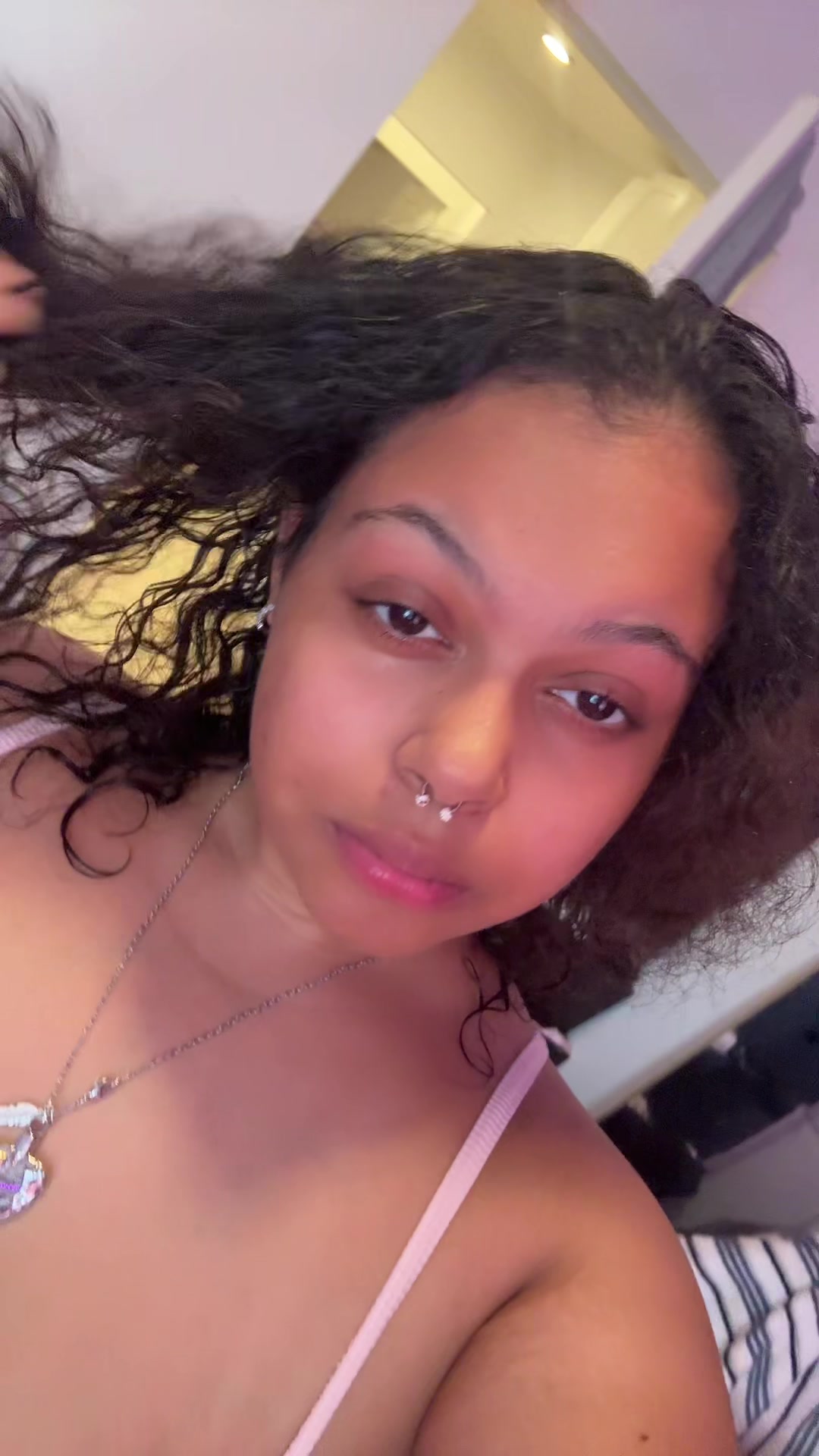 @Neekiee