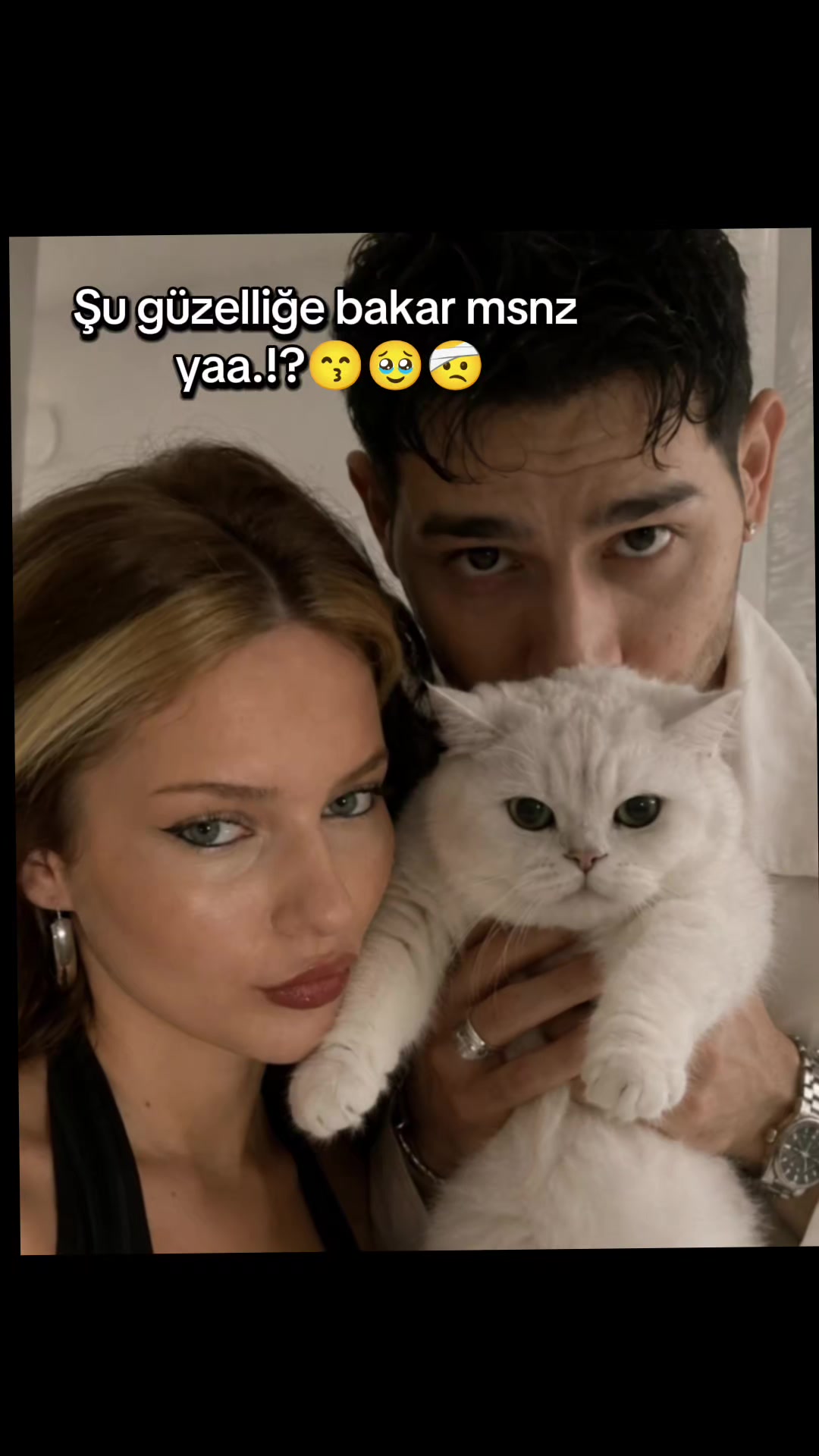 @Zzeynepeyl&uuml;l.e