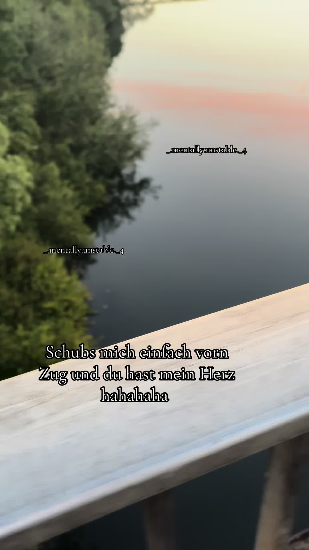 @🏃🏻&zwj;♀️👮💀