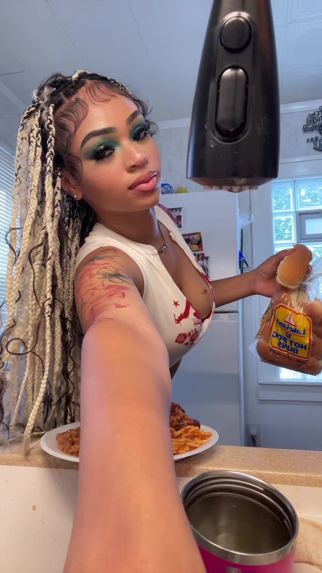 @Amya Lanaé