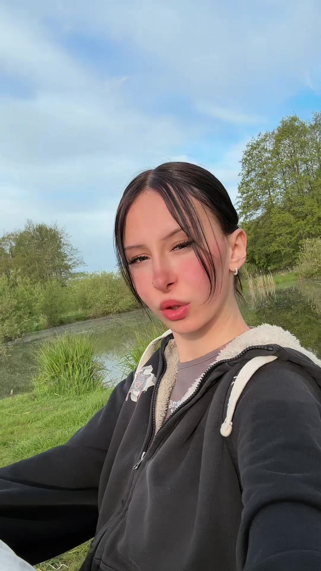@officially_.jill