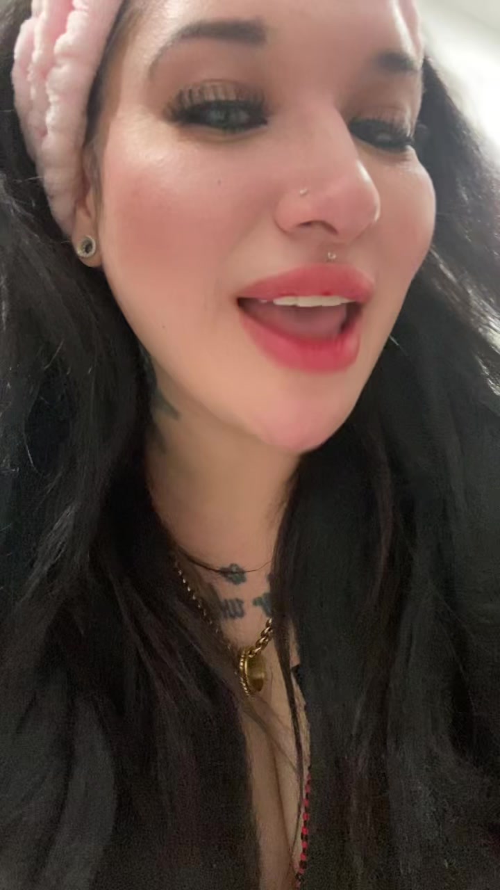 @krystalg04