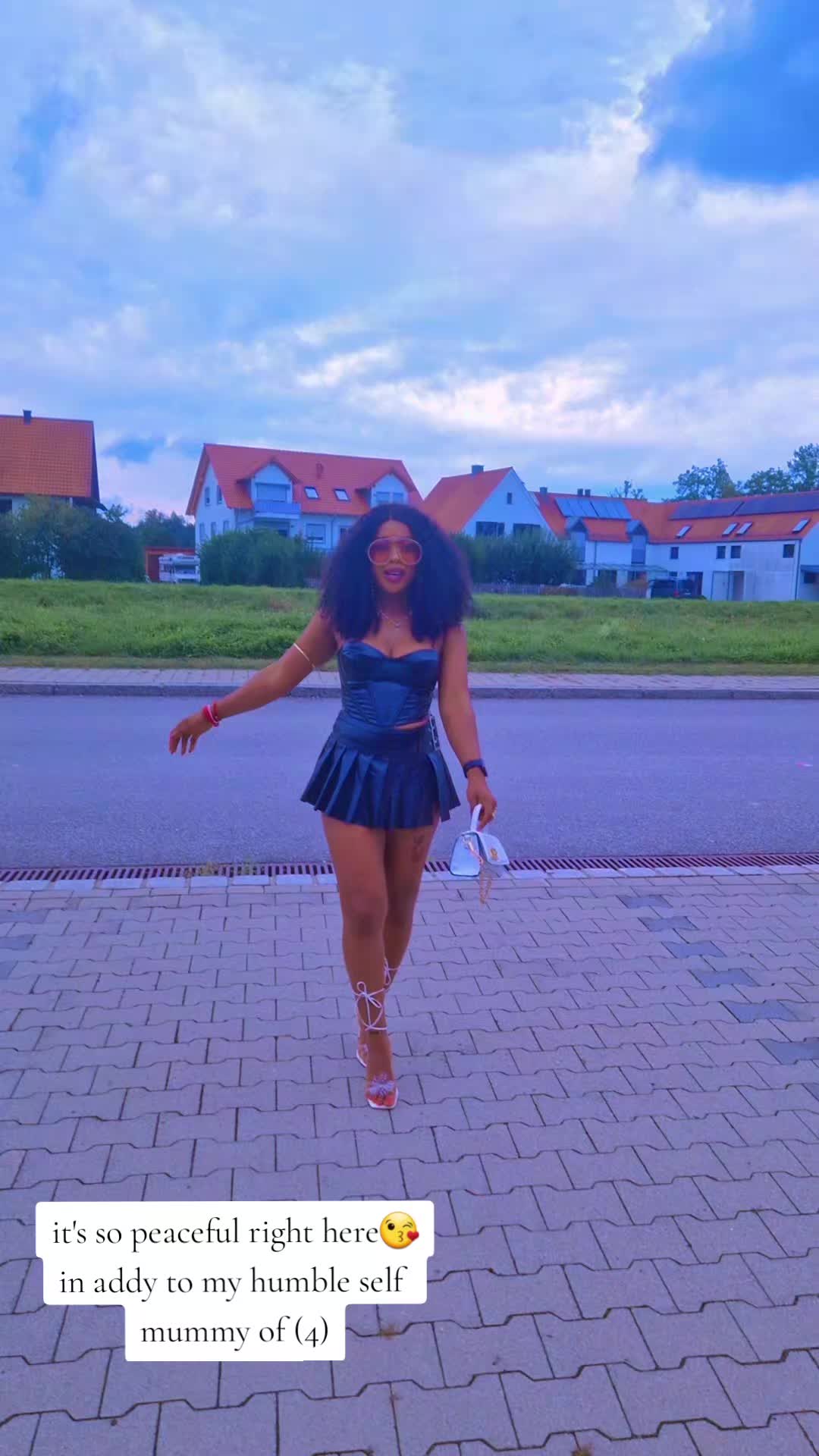 @Golden Queenbaby