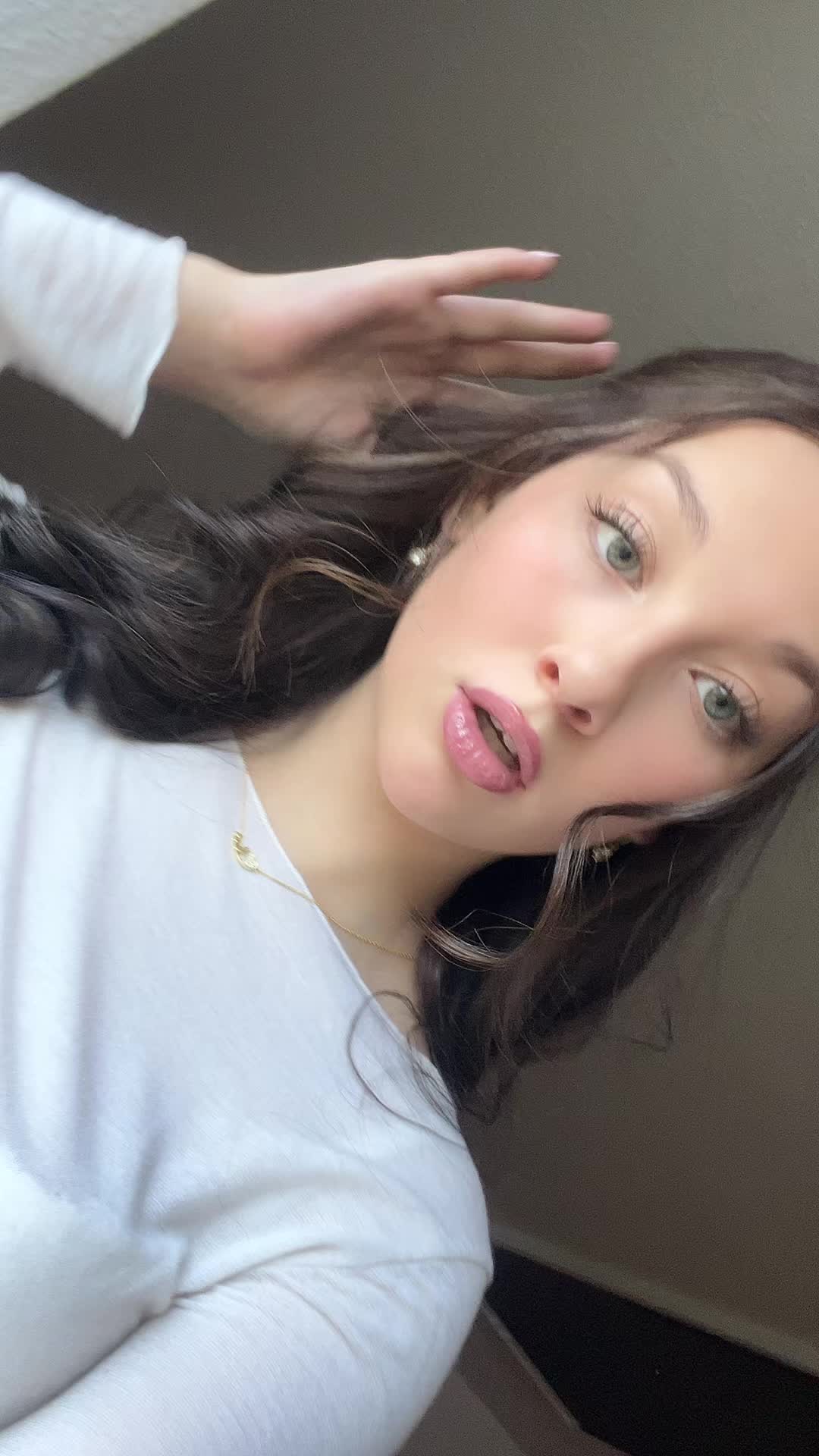 @jolie_zlr