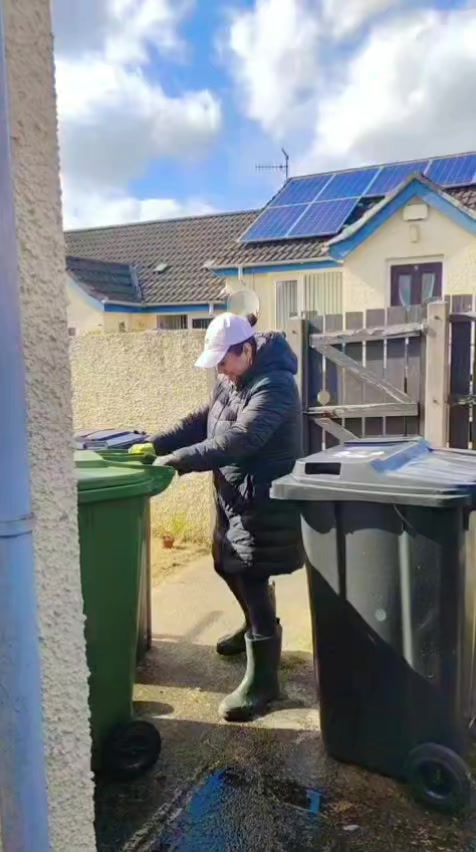 @Judith salvadore&ntilde;a en UK