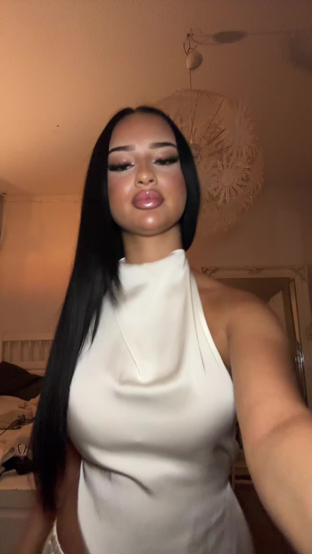 @𝒮𝒶𝓇𝒶𝒽.