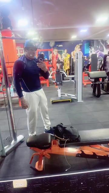 @chicodelacuadragymbro🇪🇨🇺🇸