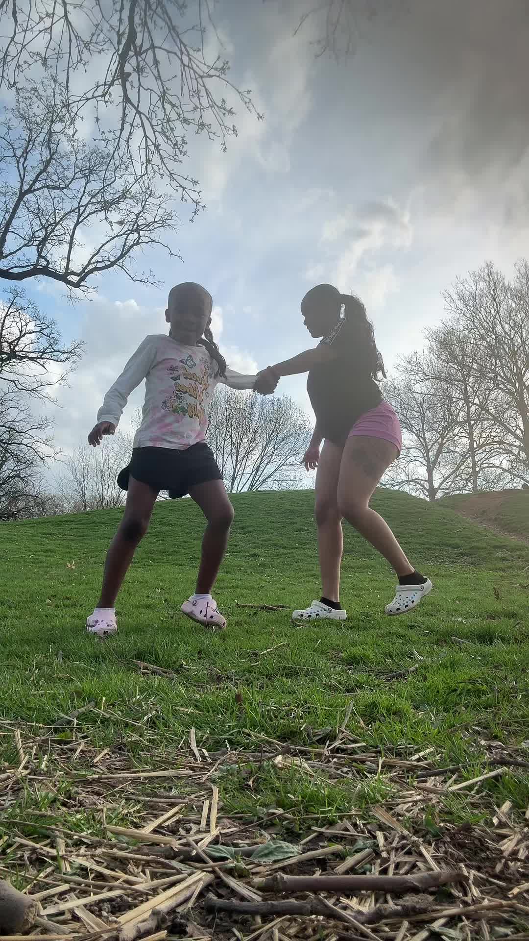 @lizaaa